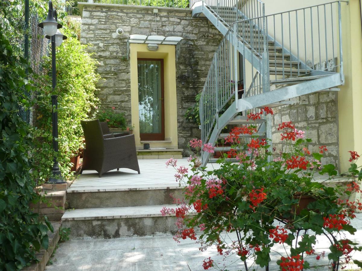 Ferienwohnung Casa Titty Serre Di Rapolano Exterior foto