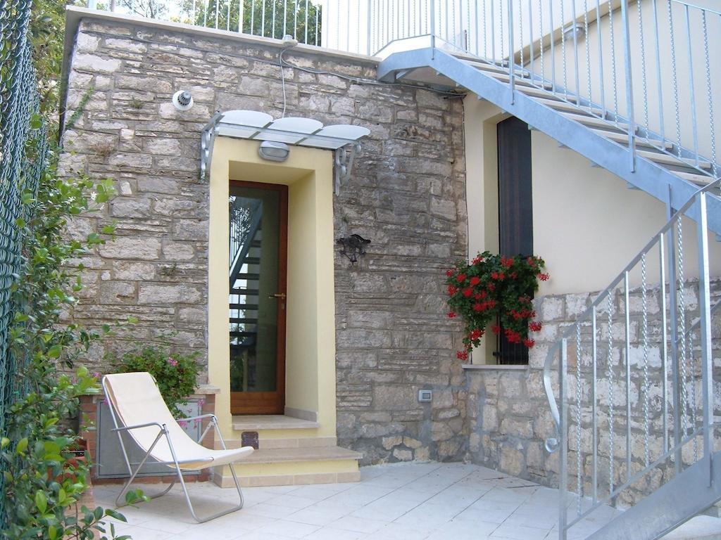 Ferienwohnung Casa Titty Serre Di Rapolano Zimmer foto