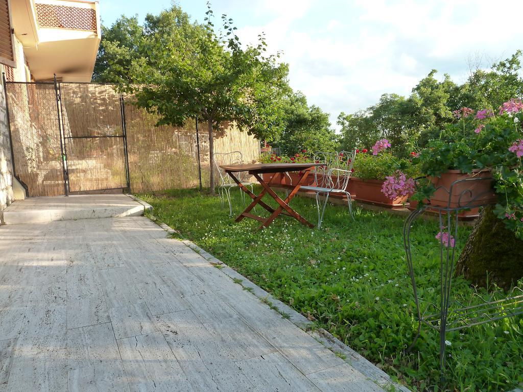 Ferienwohnung Casa Titty Serre Di Rapolano Zimmer foto