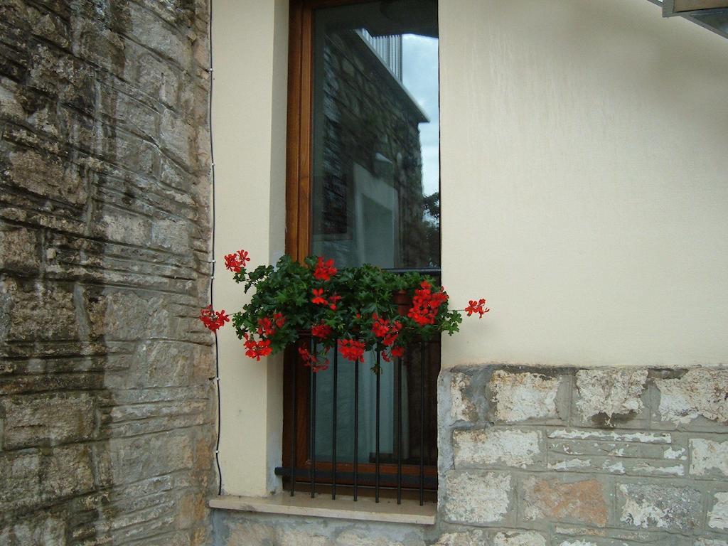 Ferienwohnung Casa Titty Serre Di Rapolano Zimmer foto